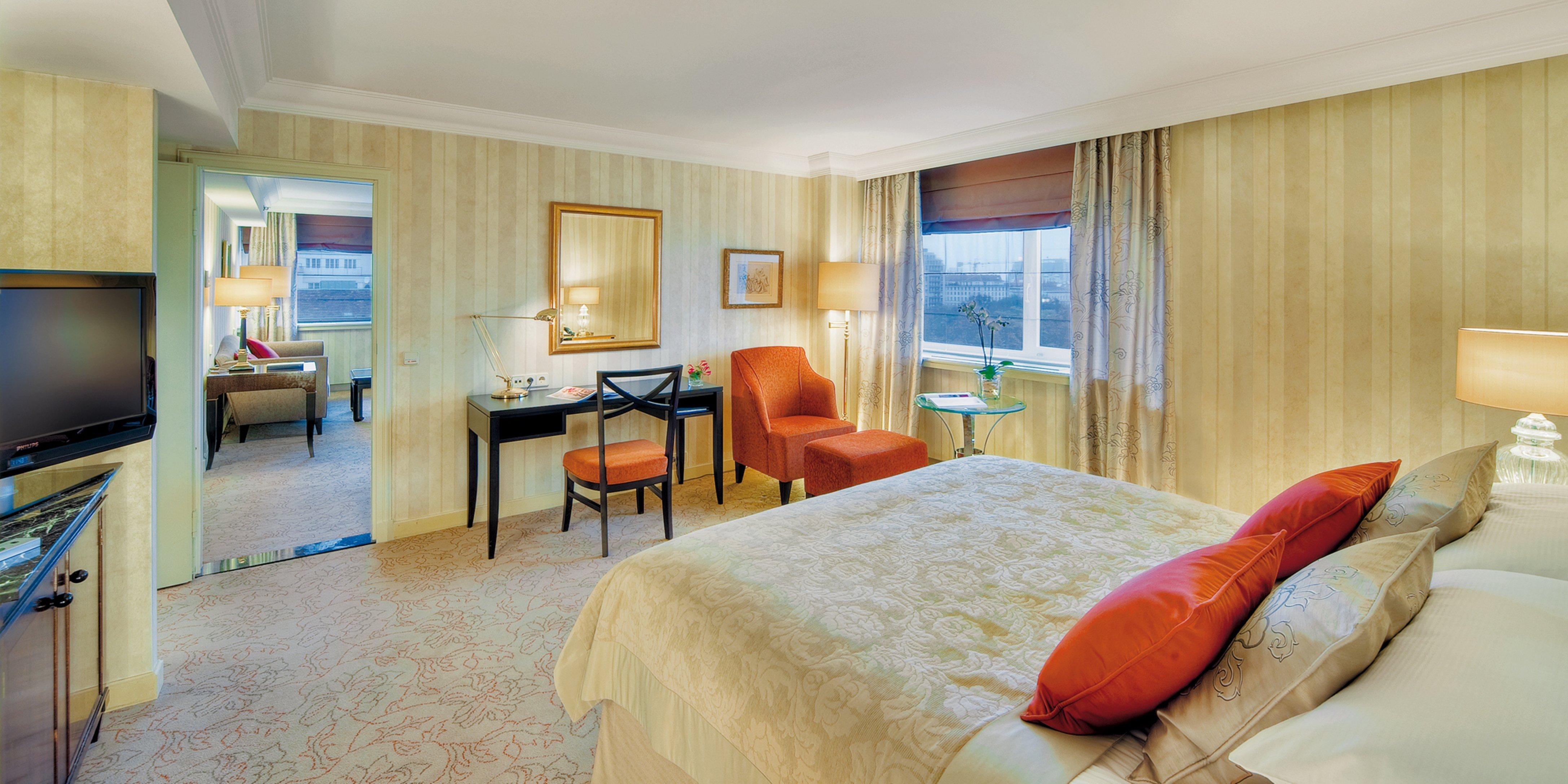 Intercontinental Wien By Ihg Dış mekan fotoğraf A room at the hotel