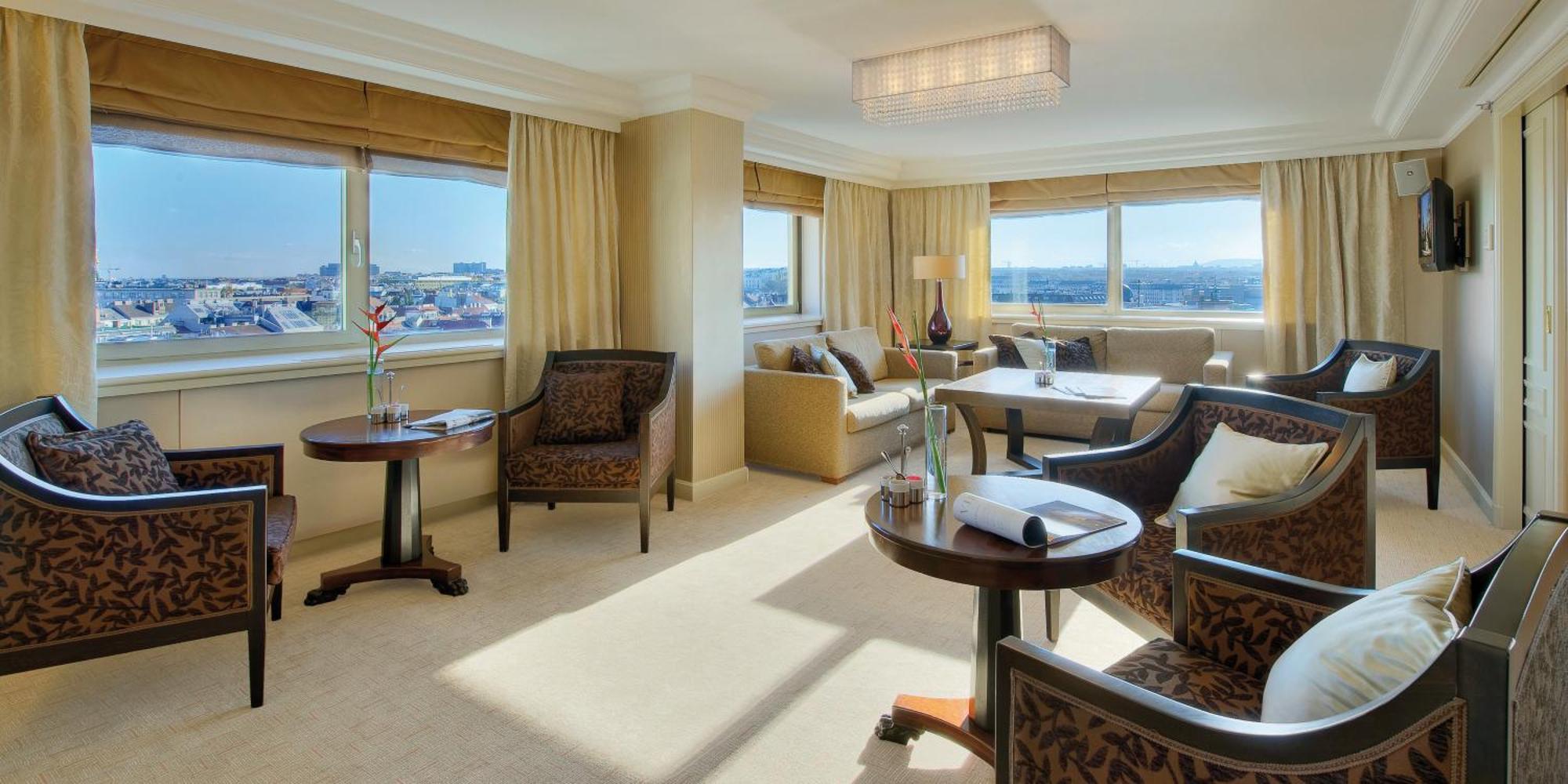 Intercontinental Wien By Ihg Dış mekan fotoğraf A suite at the Westin Palace Madrid